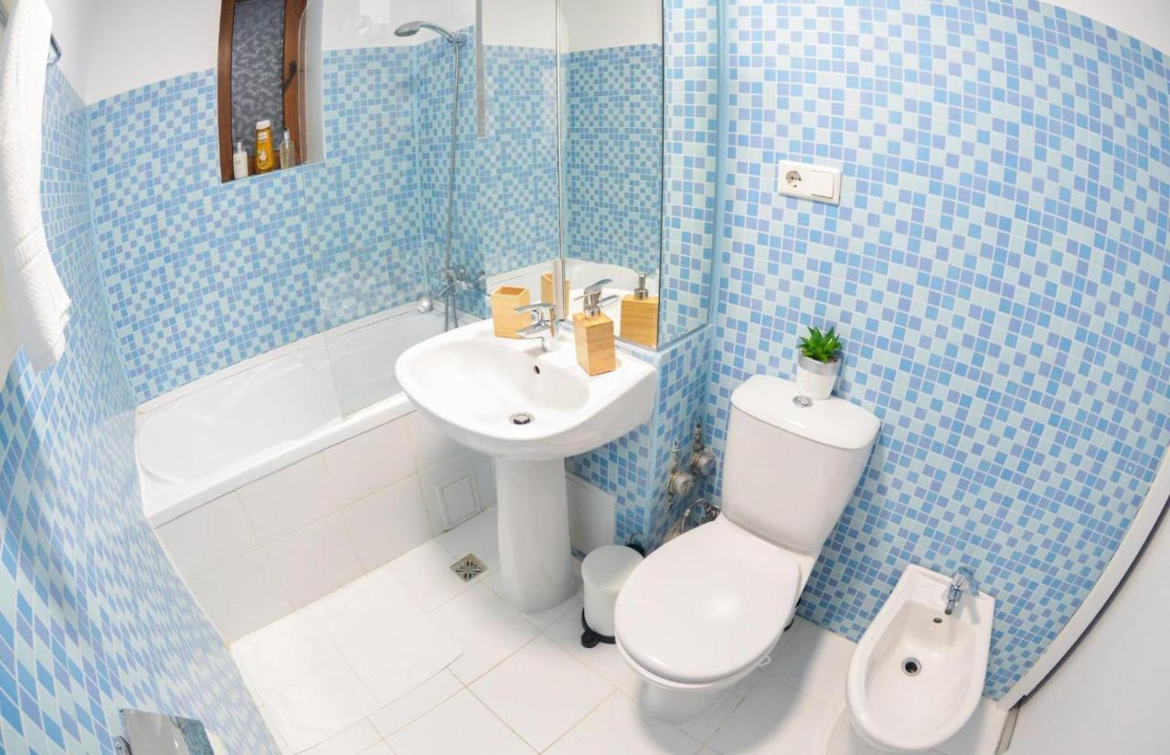 Spacious And Modern Apartment Close To Old City Bukarest Exterior foto
